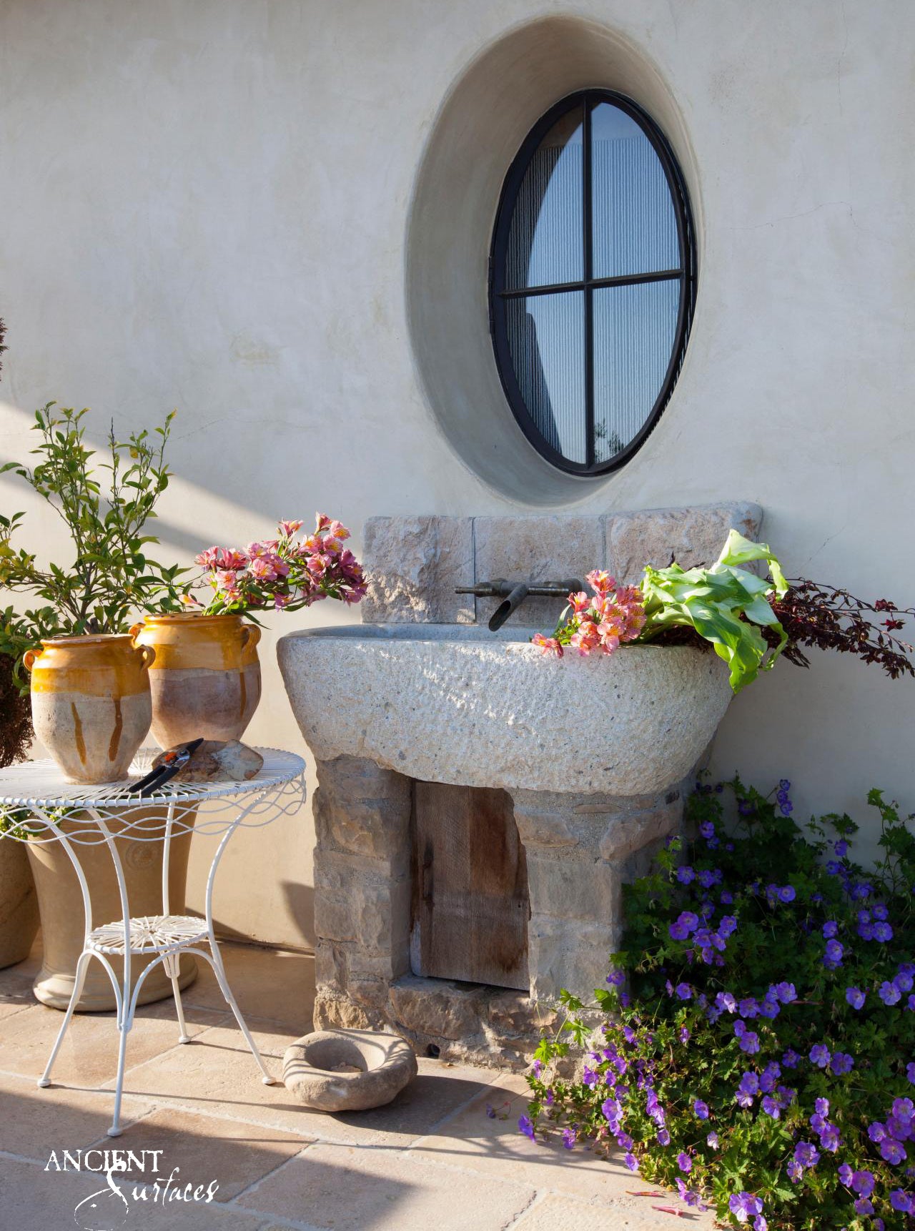 reclaimed_antique_limestone_kitchen_bathroom_sinks_elegance_ancient_surfaces